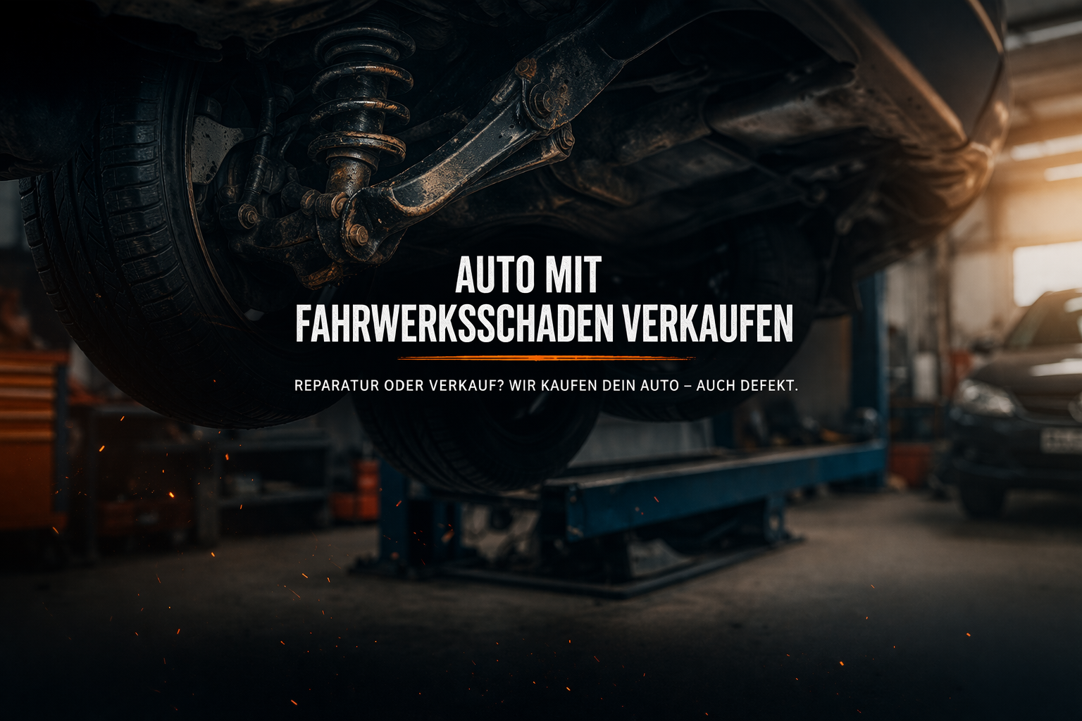 Auto mit Fahrwerksschaden in Werkstatt. Stoßdämpfer und Achse defekt, Reparatur oder Verkauf.